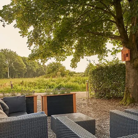 B B Huize Hooijer Bed & Breakfast