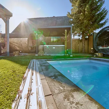 Bed & Breakfast B B Huize Hooijer