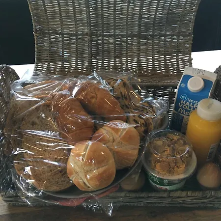 B B Huize Hooijer לינה וארוחת בוקר ביקברחן