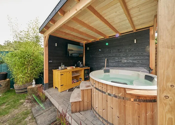 B B Huize Hooijer ביקברחן